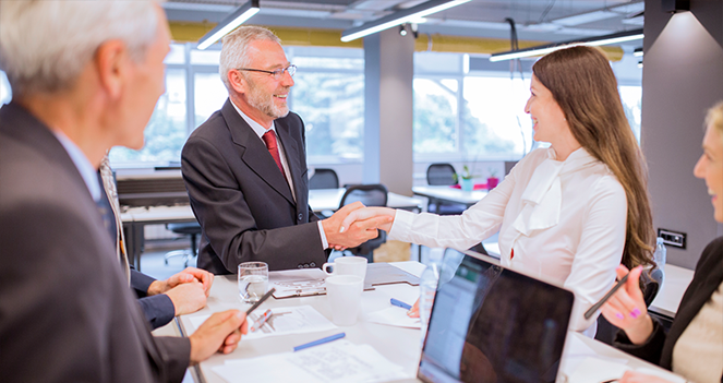 المنتجون الأميركيون يسلّطون الضوء على الاتجاه المتقلب في فصل الصيف